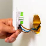 Shelly Wall Switch 1 – fali villanykapcsoló, 1 gombos, fekete