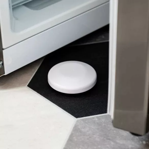 Shelly Flood S Gen4 – csőtörés, vízfolyás és eső érzékelő szenzor, Wi-Fi, Zigbee, Matter, fehér (S4SN-0071Z)