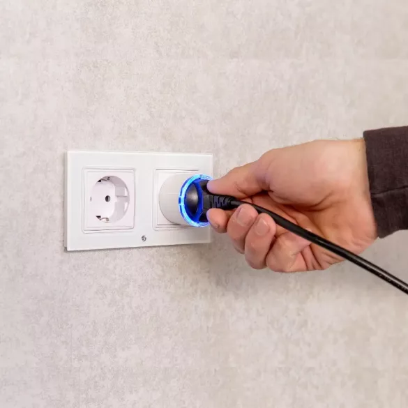 Shelly Plug S Gen3 – fogyasztásmérős okoskonnektor, Wi-Fi, Bluetooth, Matter, fehér