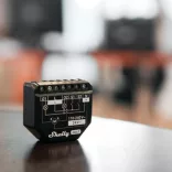 Shelly 2PM Gen3 – két áramkörös relé, fogyasztásmérés, redőnyvezérlés, Wi-Fi,  Bluetooth, Matter