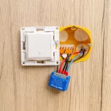 Shelly 1 Mini Gen4 – egy áramkörös relé, Wi-Fi, Bluetooth, Zigbee, Matter