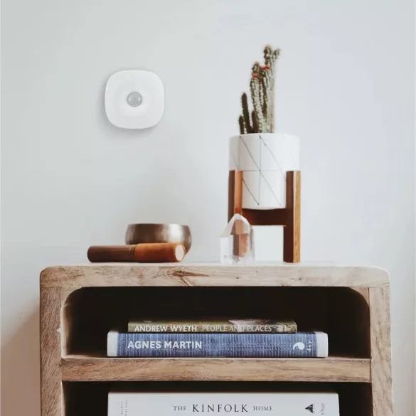 frient Motion Sensor Pro – PIR mozgás-, megvilágítás- és hőmérséklet-érzékelő, szabotázsvédelemmel, Zigbee (MOSZB-140)